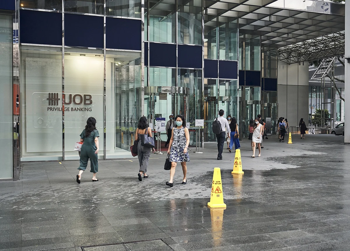 Singapore Restricts Flexibility for Some Foreign Employees