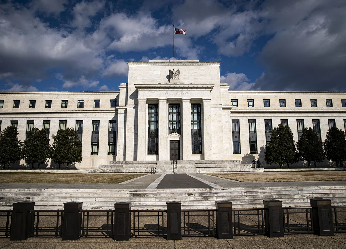 Emerging Markets Gripped by Greed Now Turn to Fed for Fresh Spur