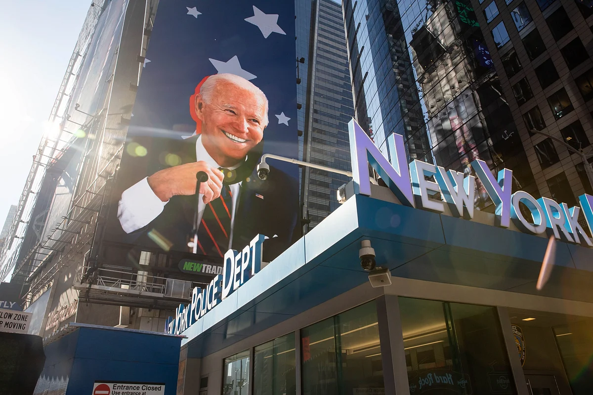 Biden Defense Pick to Get Up to $1.7 Million From Raytheon Role