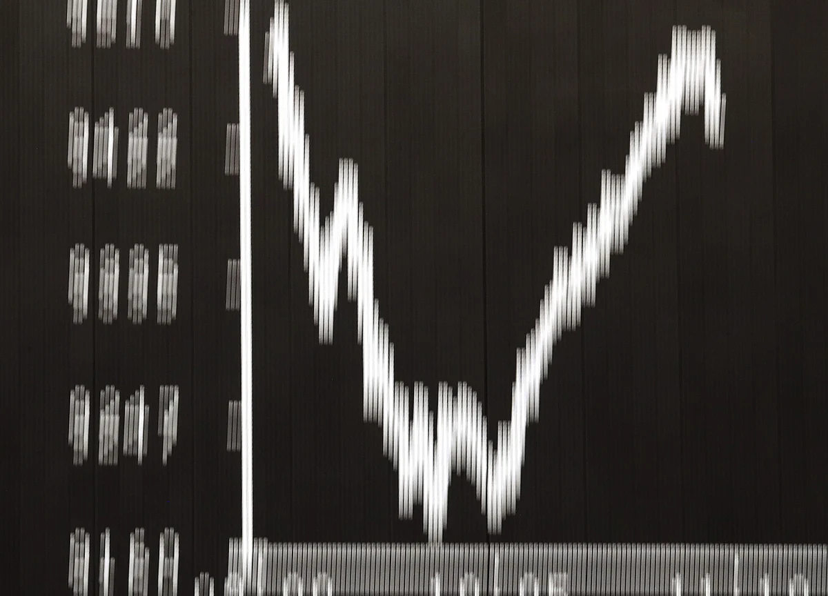 Sensex Ends Higher For The 10th Day Led By Banks, I.T.