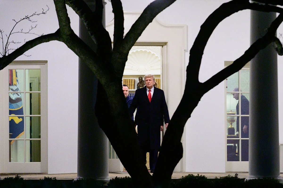 Trump’s Georgia Call Raises New Prosecution Risk in Final Days