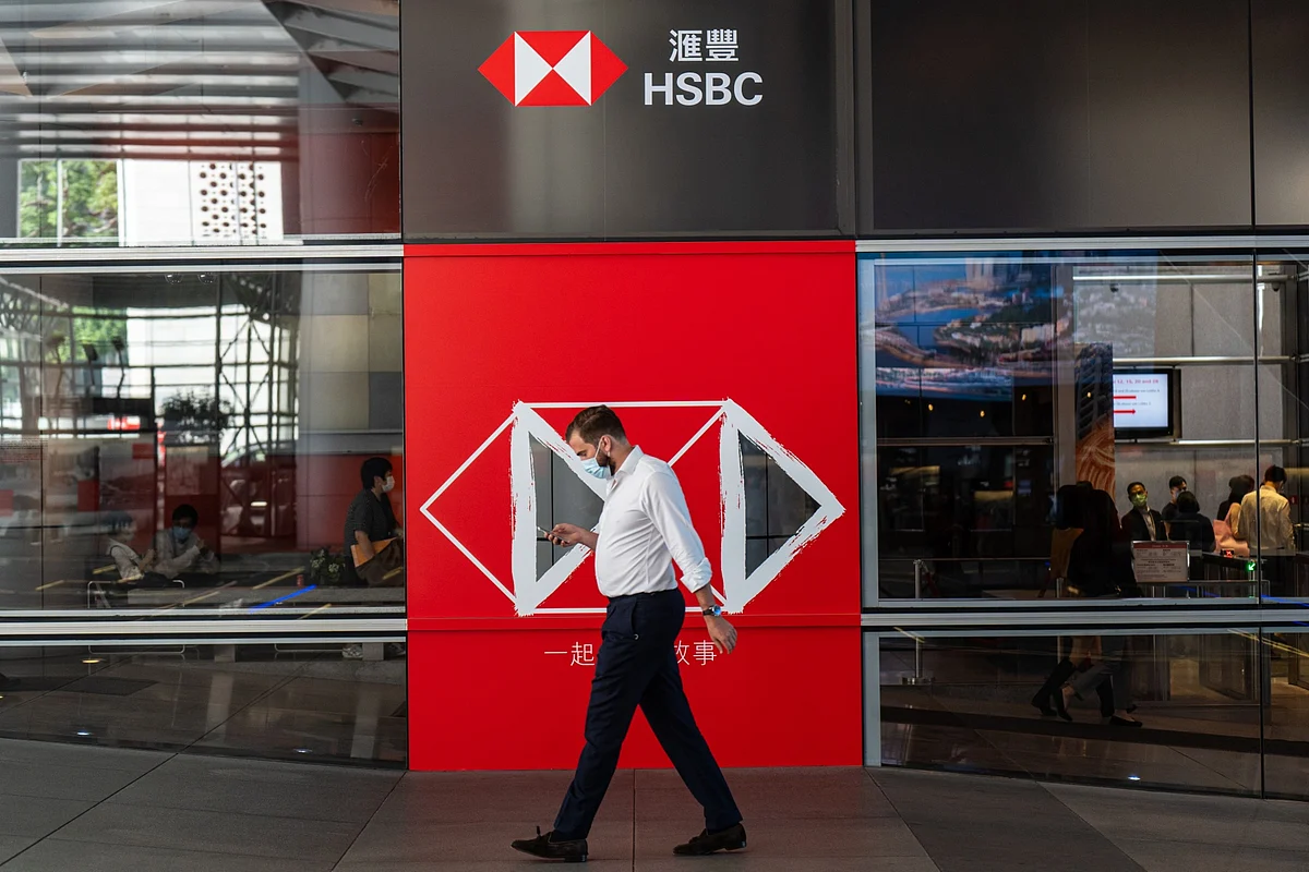 HSBC Shareholders Ask Bank to Cut Fossil-Fuel Lending Exposure