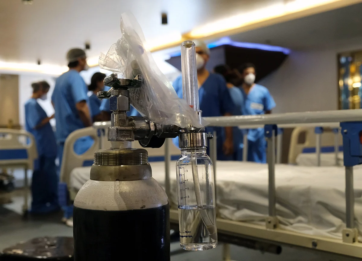 Virus Resurgence Leaves South Africa at Risk of Oxygen Shortfall