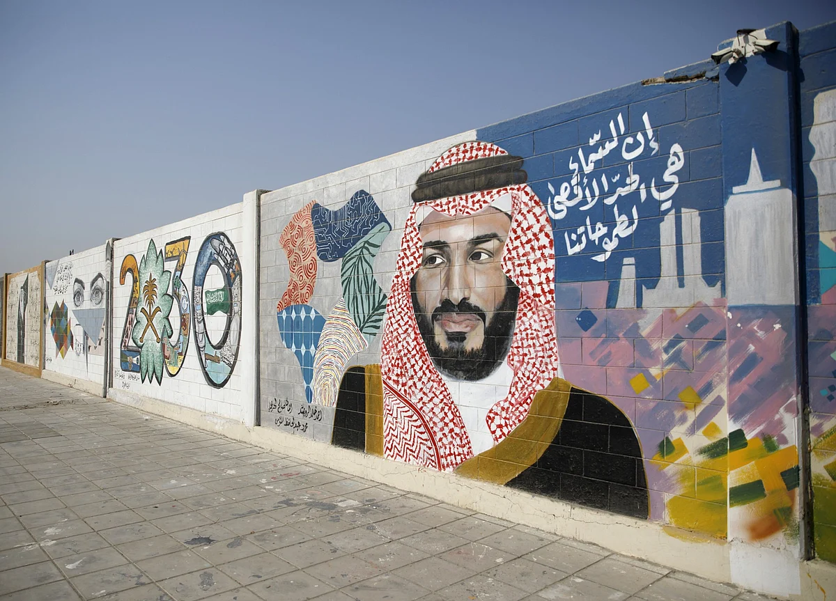 Saudi Crown Prince Plans Car-Free City for Future Beyond Oil