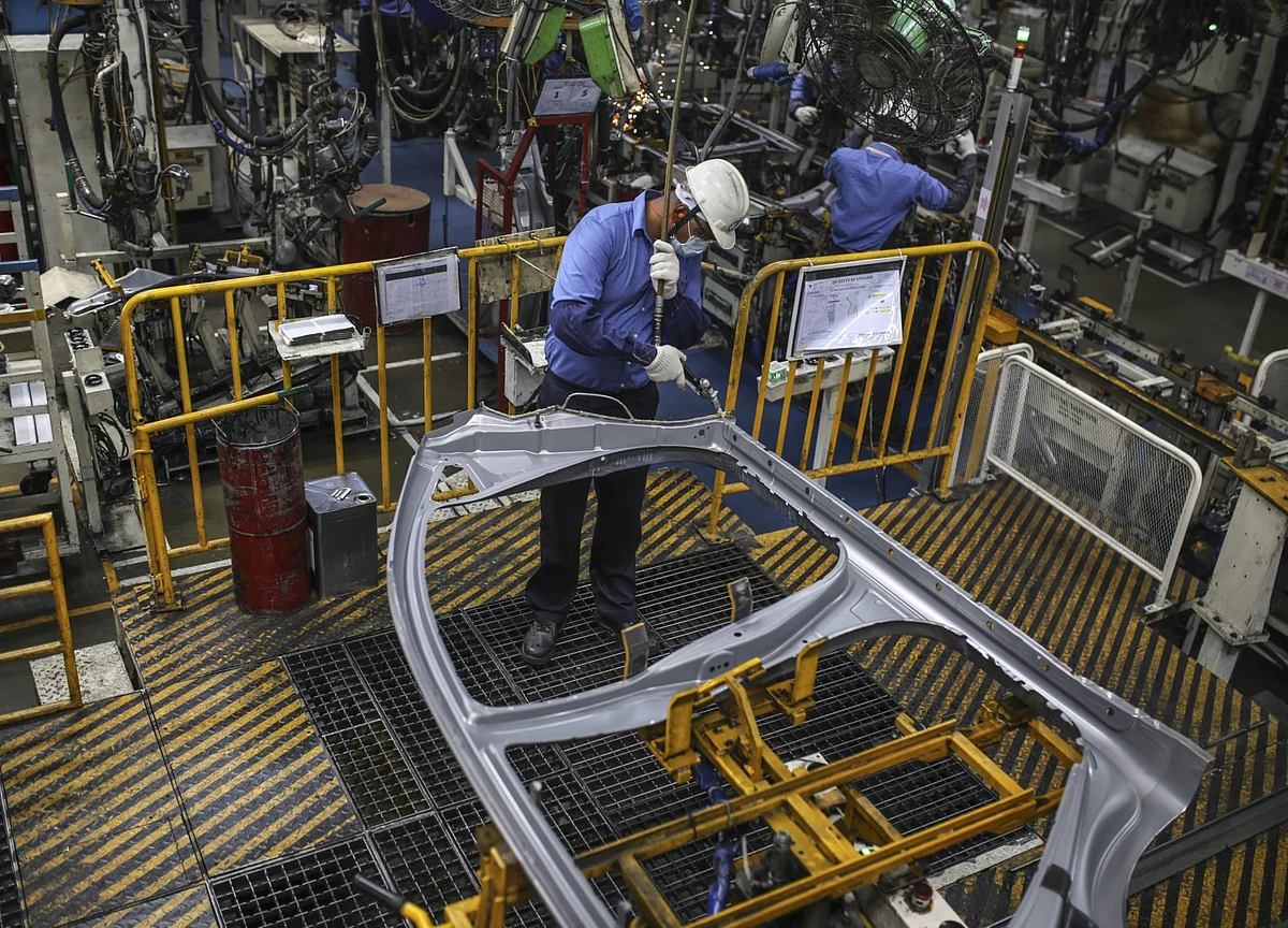 India’s Manufacturing PMI Remains Stable In December