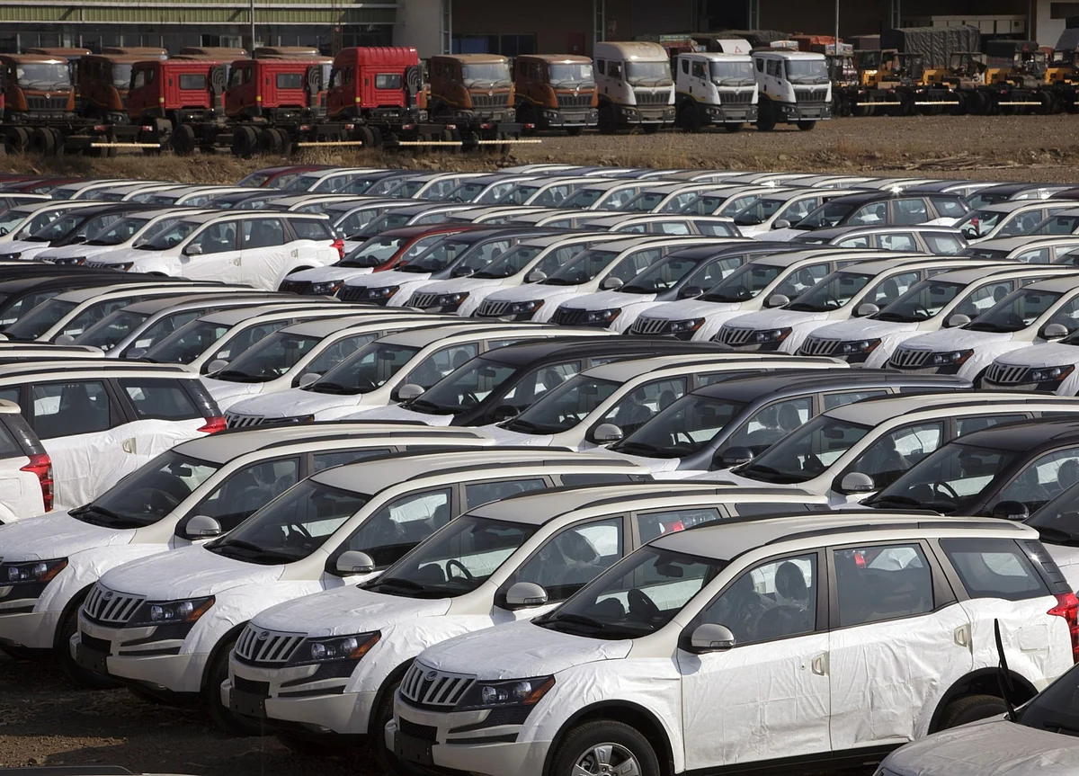 Auto Wholesale Dispatches Rise Amid Year End Push, Says ICICI Securities