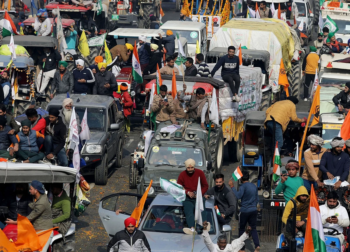 Farmers’ Stir: Prominent Leaders Named In FIR, Two Unions Withdraw From Protest