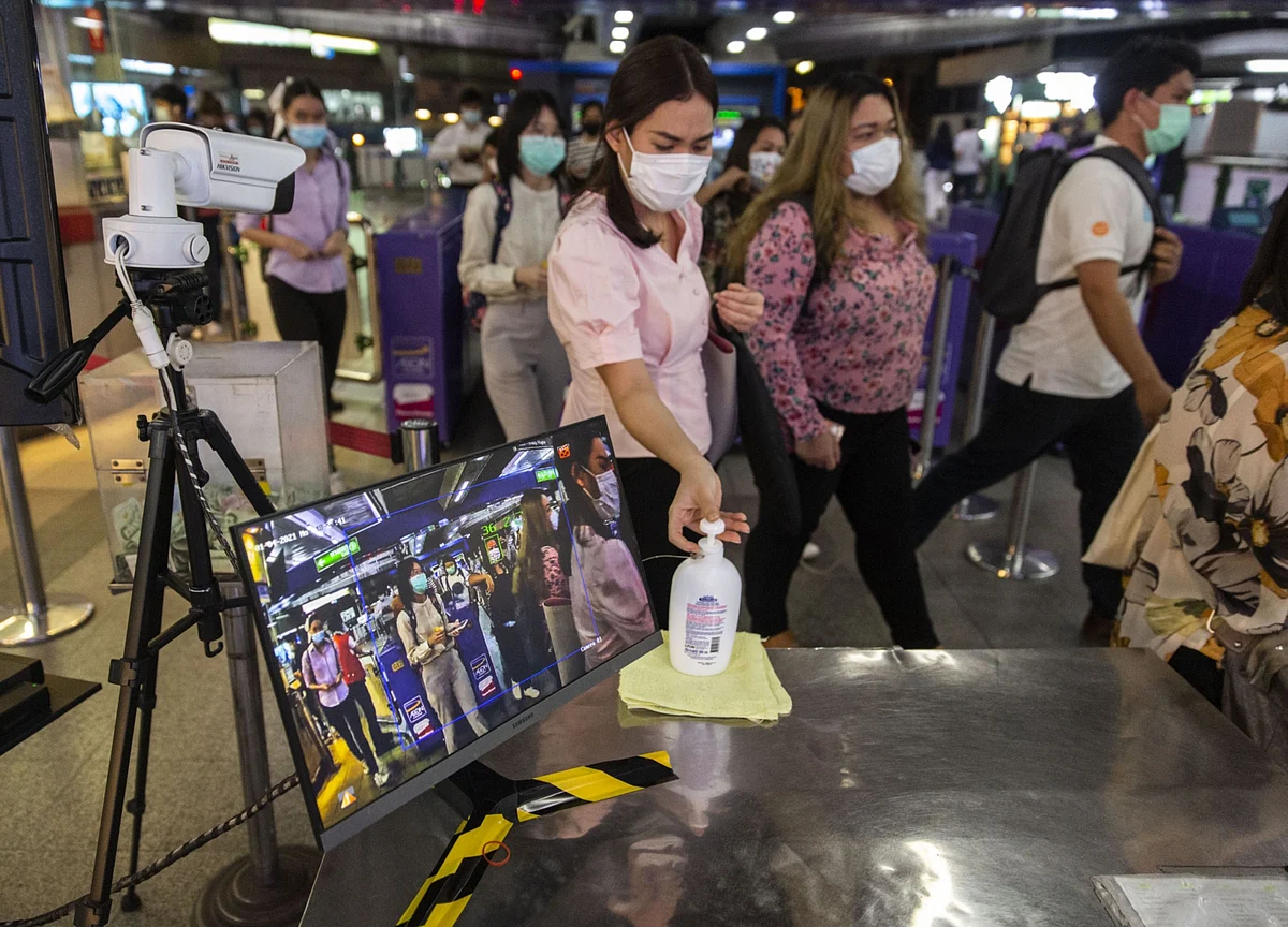 WHO Advisers Warn Against Extending Dose Intervals: Virus Update