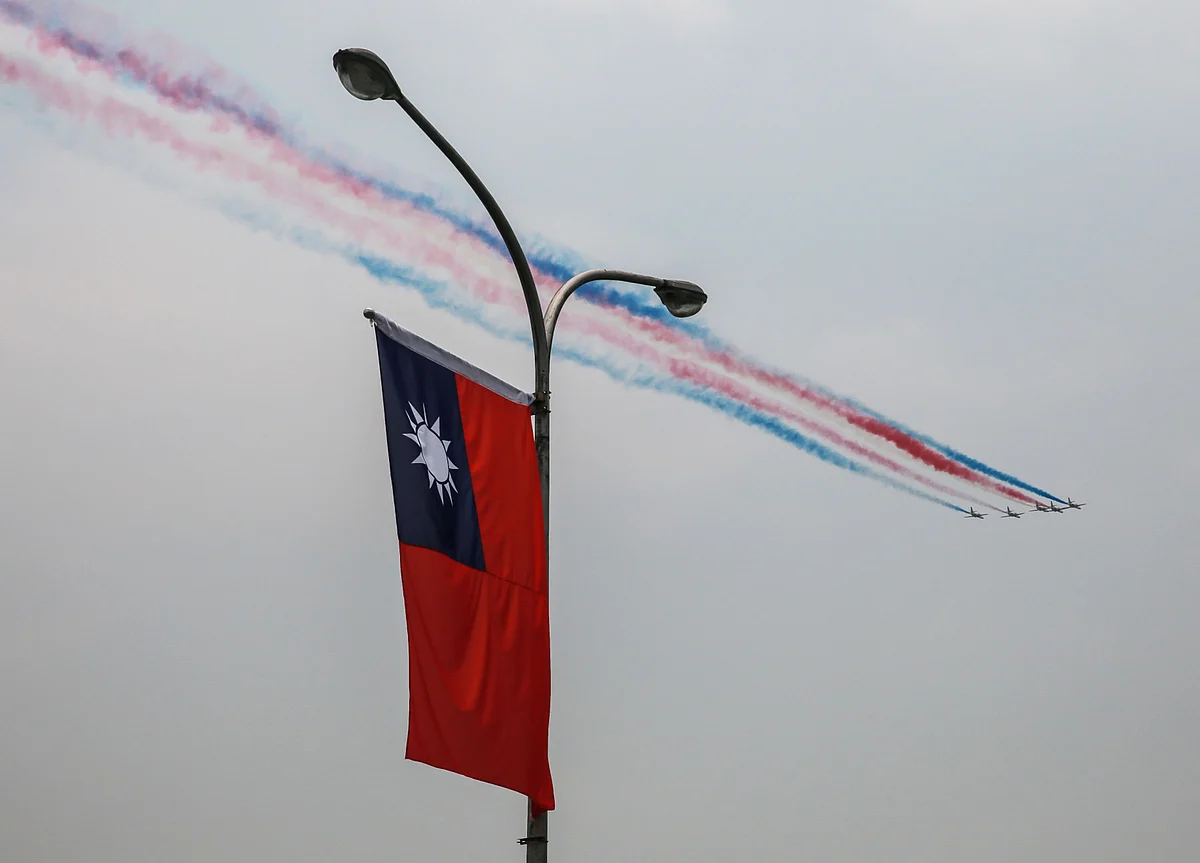 U.S. Urges China to Talk With Taiwan in Early Nod From Biden