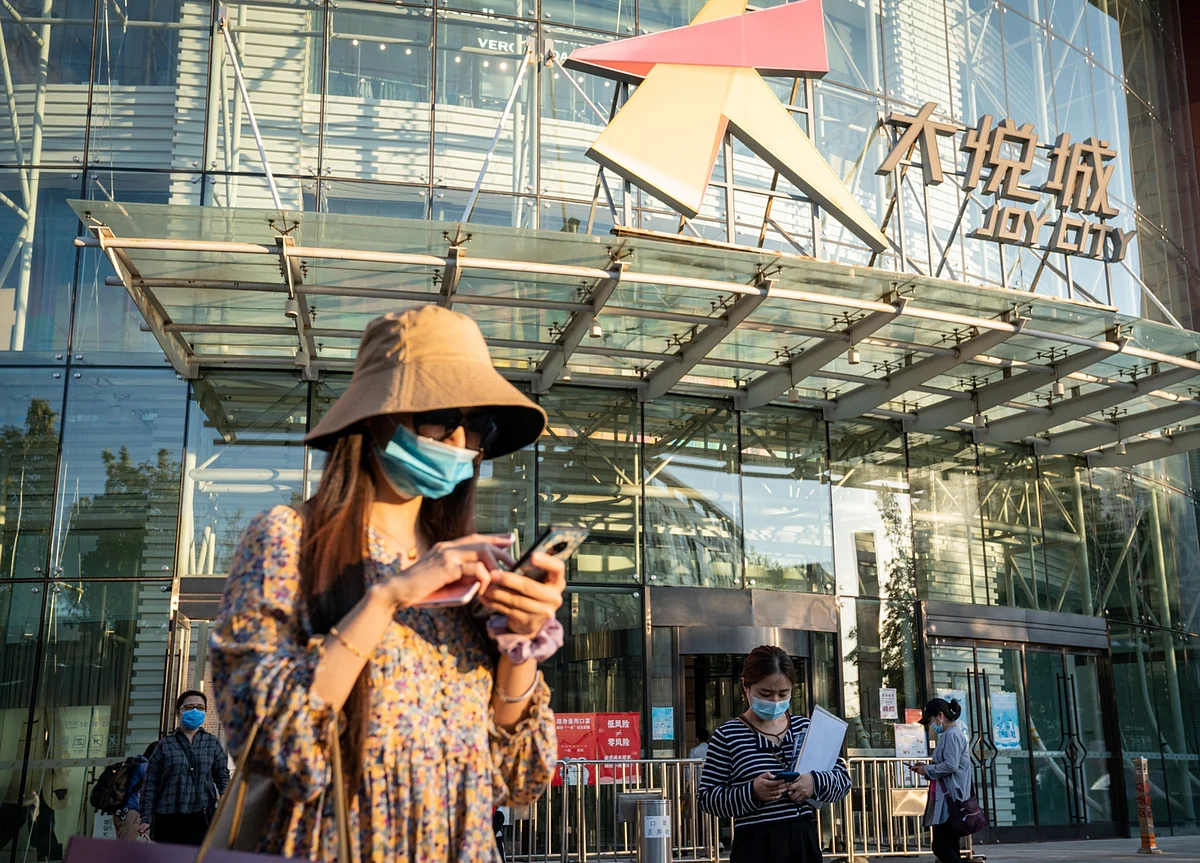 City Near Beijing Locked Down, Millions Tested as Outbreak Grows