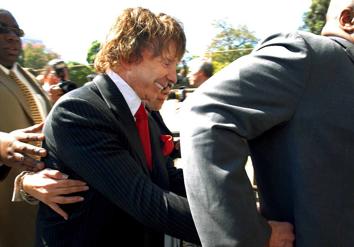Phil Spector, Pop Music Hitmaker Convicted of Murder, Dies at 81 - Vimarsana News