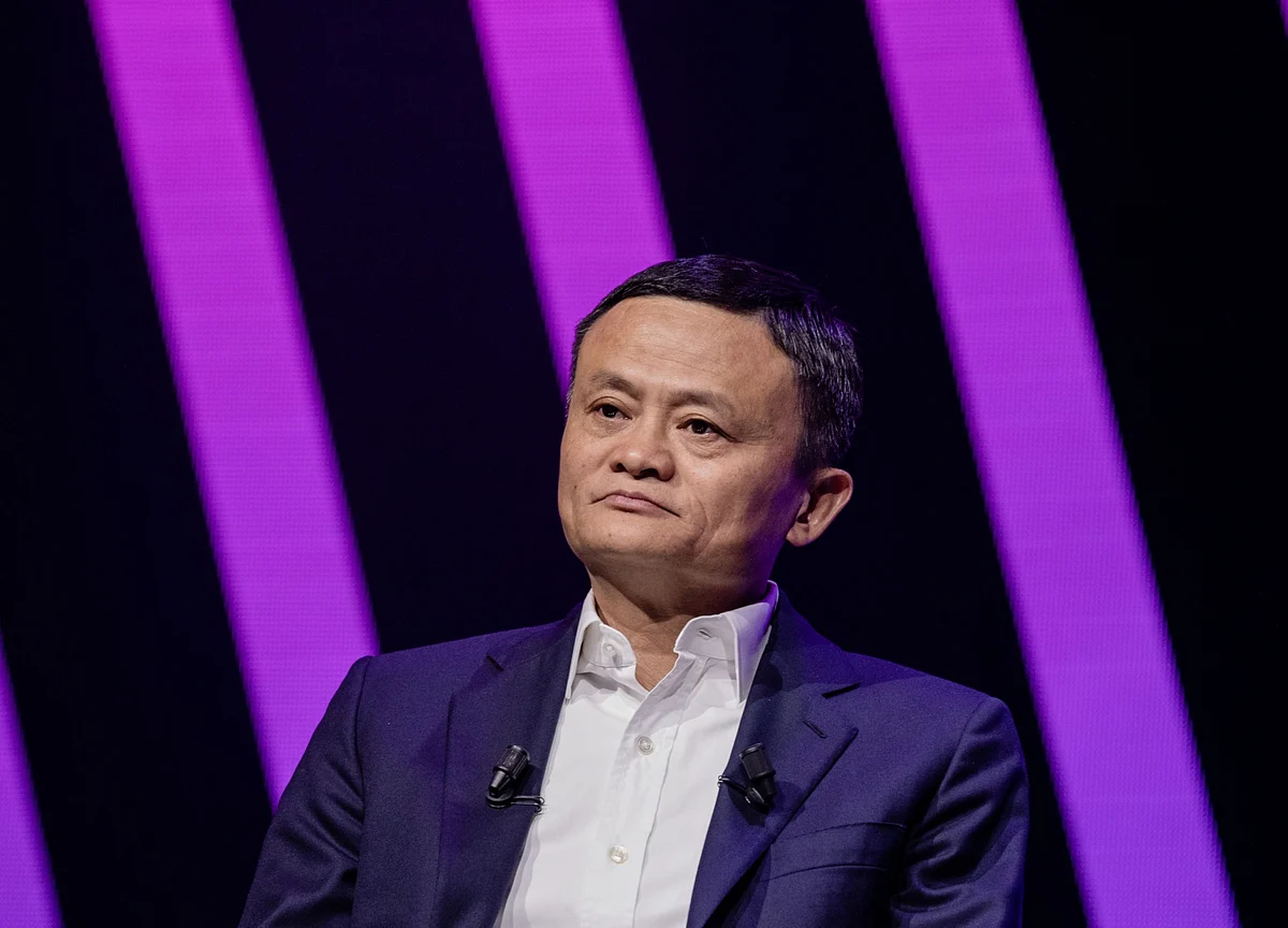 Xi’s Push Against Jack Ma Sparks New Threat for China Tech