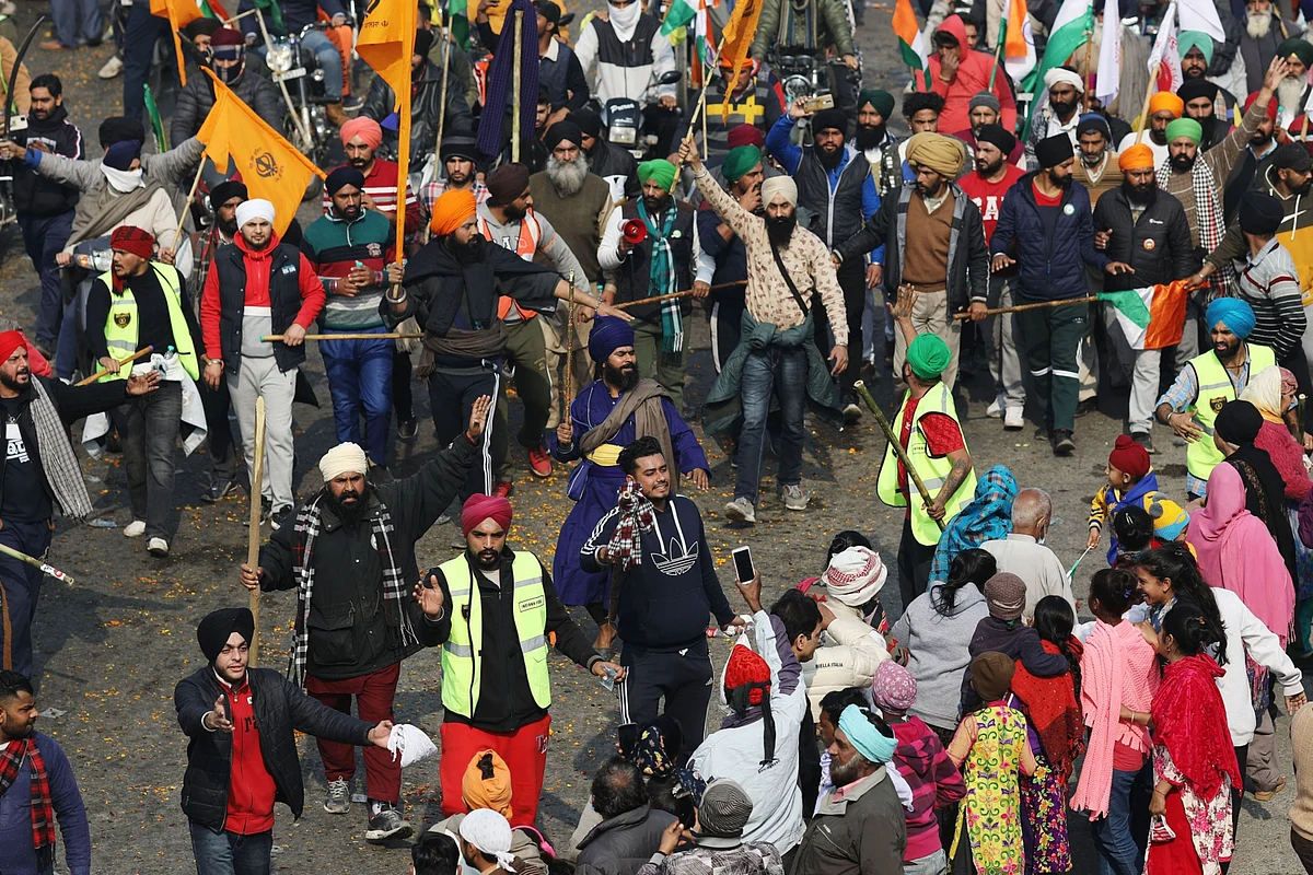 Tension At Singhu Border As ‘Locals’ Clash With Farmers, Police Fire Tear Gas