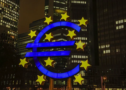 Ecb Is Capping Bond Yields But Don T Call It Yield Curve Control Ecb Is Capping Bond Yields But Don T Call It Yield Curve Control