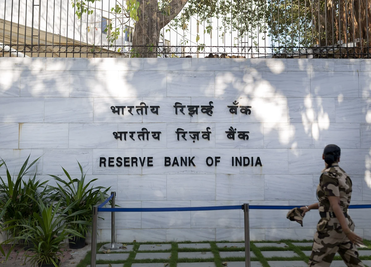 Treasury Bill Yields Rise in India After RBI’s Cash Move
