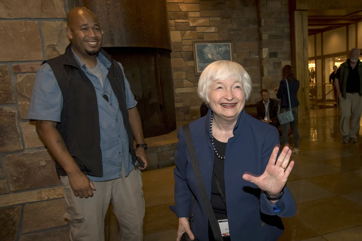 Yellen Lines Up Ex-SEC Official Nisanci as Chief of Staff