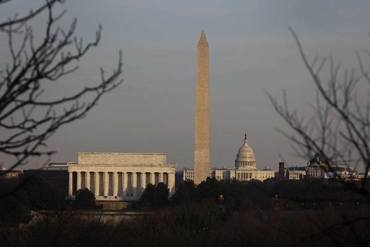 U.S. Economy in Spotlight Amid Optimism on More Aid: Eco Week