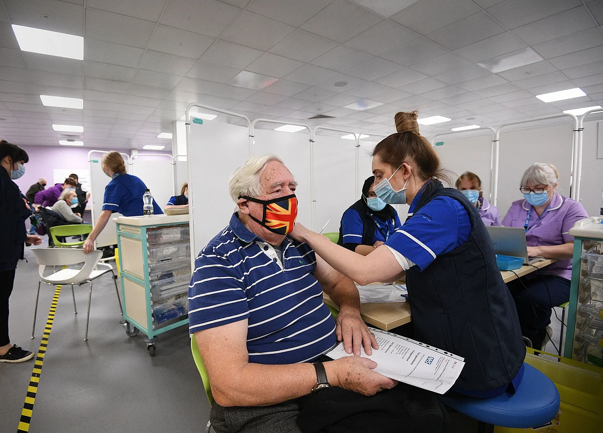 The Pound Is on a Winning Streak After the U.K. Ramps Up Covid Vaccinations
