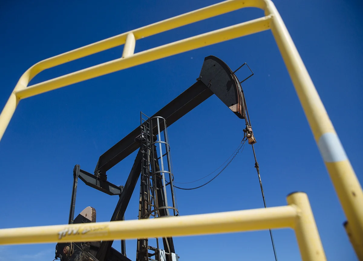 Oil Meme Stock Draws Trading Frenzy in Out-of-the-Money Options