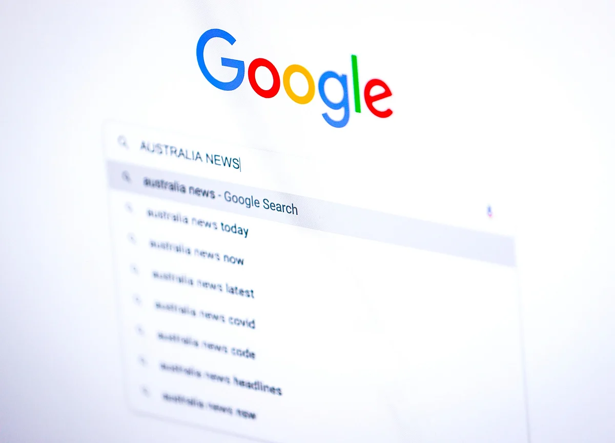 Microsoft Says Google, Facebook Should Pay Publishers for News