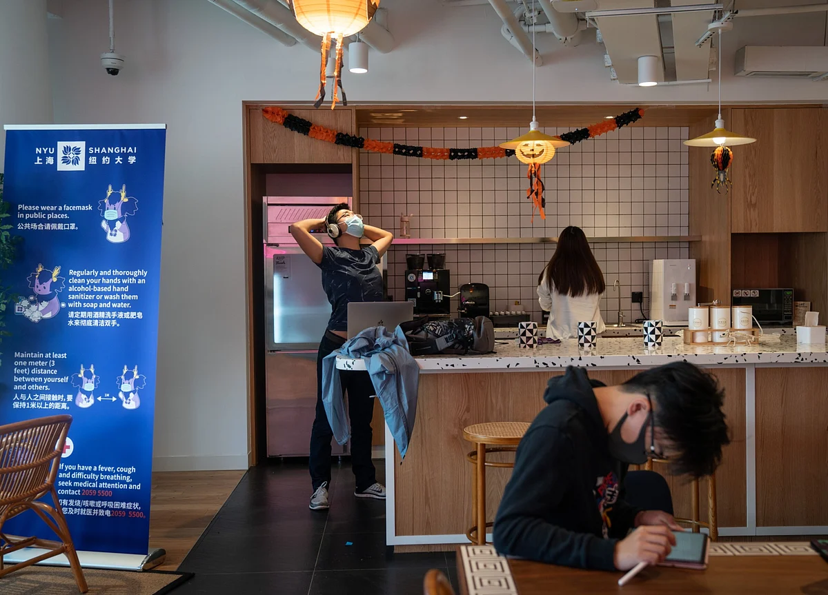 Teens Are Suffering in Lockdown Isolation. Can Tech Help?