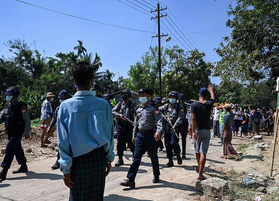 Myanmar Junta Tightens Control, Orders New Internet Blackout