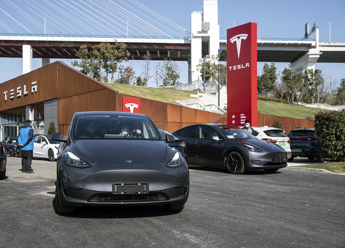 Tesla Cars Banned by China Military on Concerns Over Cameras