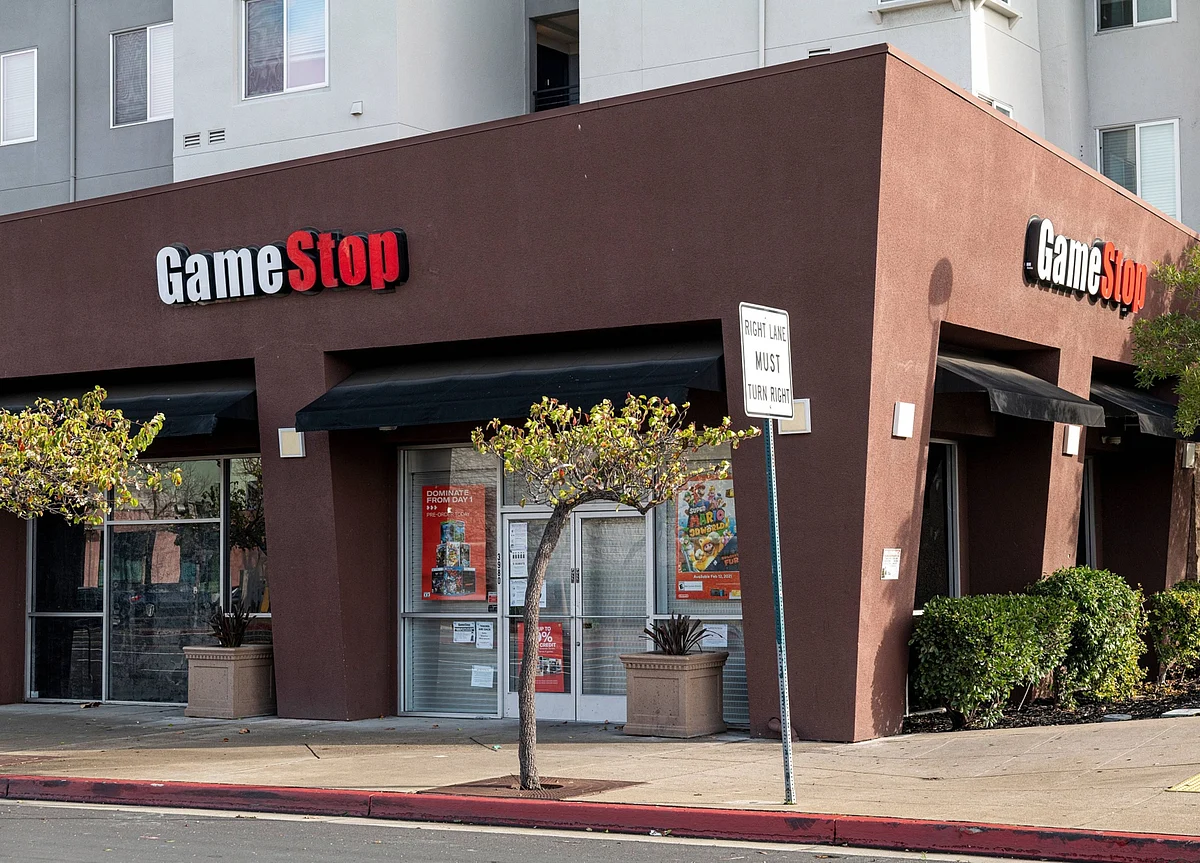 GameStop Wraps Up Worst Week Ever, Leaving $18 Billion Hole