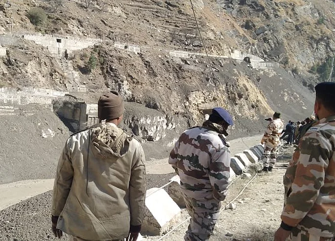 High Alert In Uttar Pradesh As Glacier Breaks Off In Neighbouring Uttarakhand