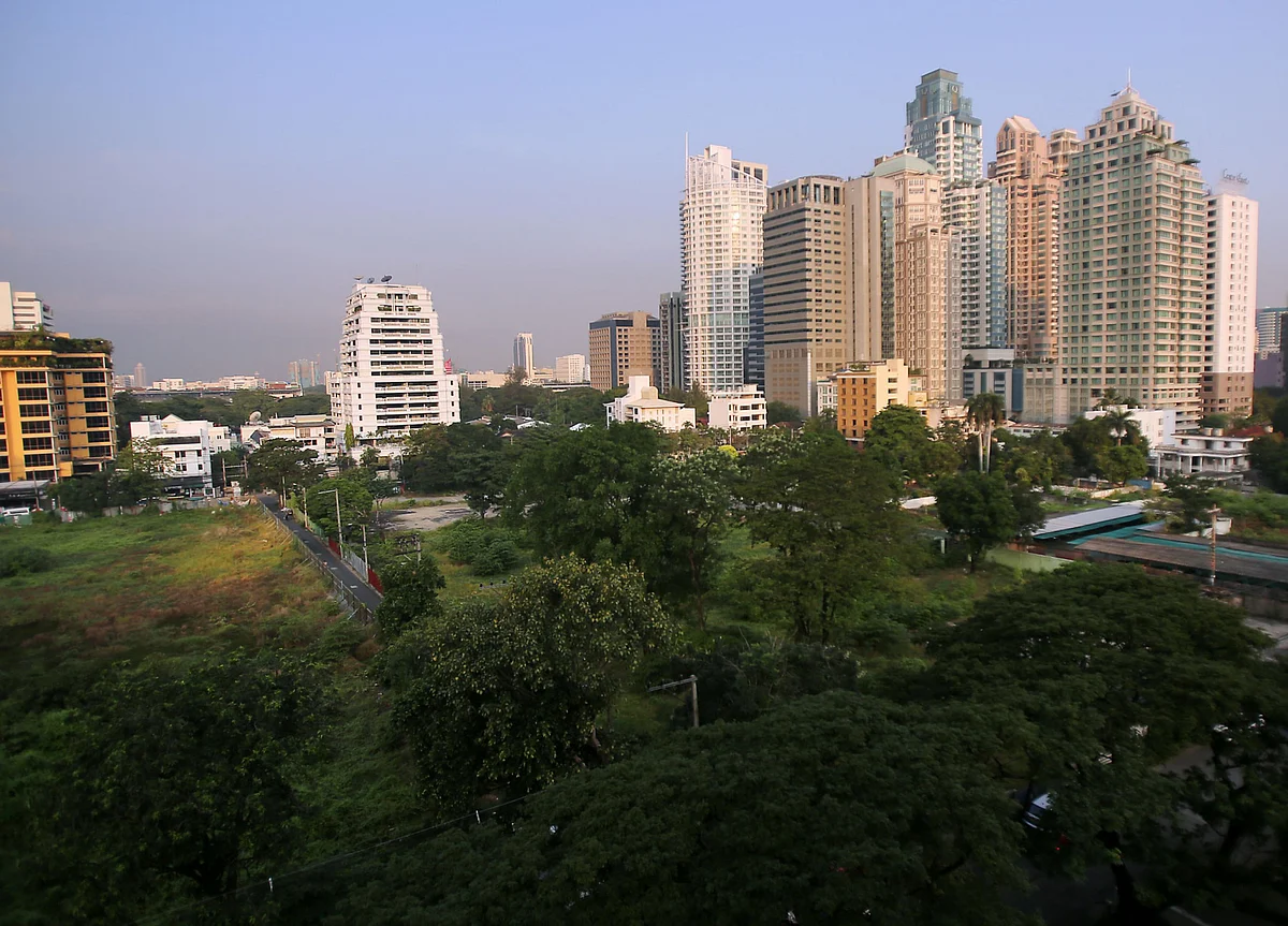 Thai Households Pile up Debt as New Virus Wave Weighs on Income