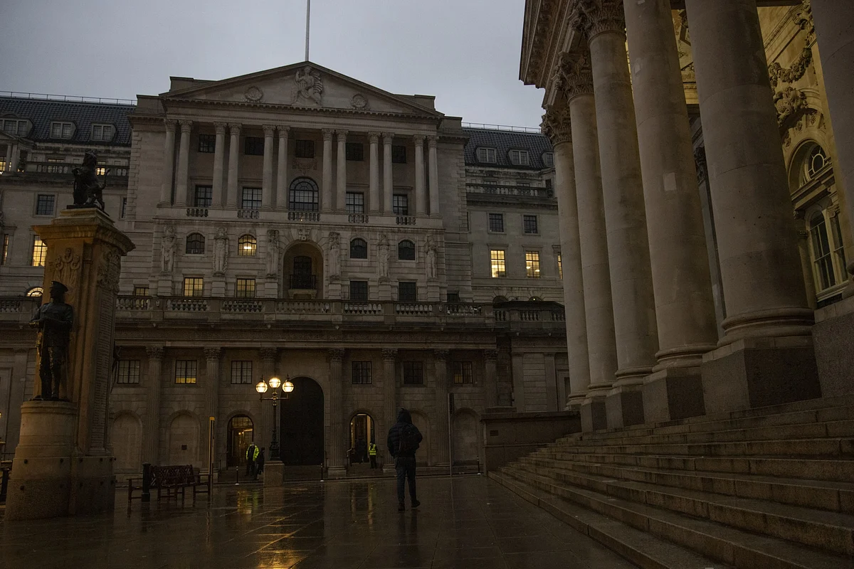 BOE Has Scope For More QE to Support Economy, Ramsden Says