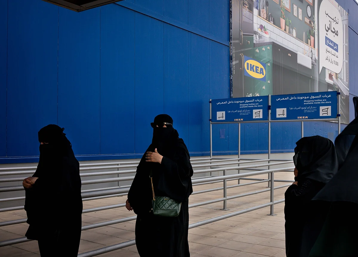 Saudi Arabia Frees Women’s Rights Activist Amid U.S. Scrutiny