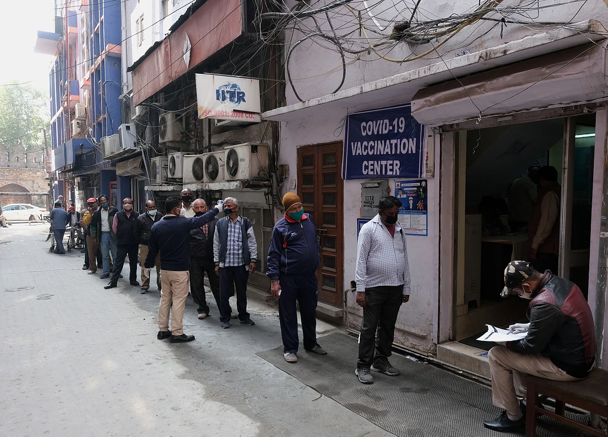 Coronavirus India Updates: Active Cases Inch Up Toward 1.4 Lakh; One Crore Vaccinated