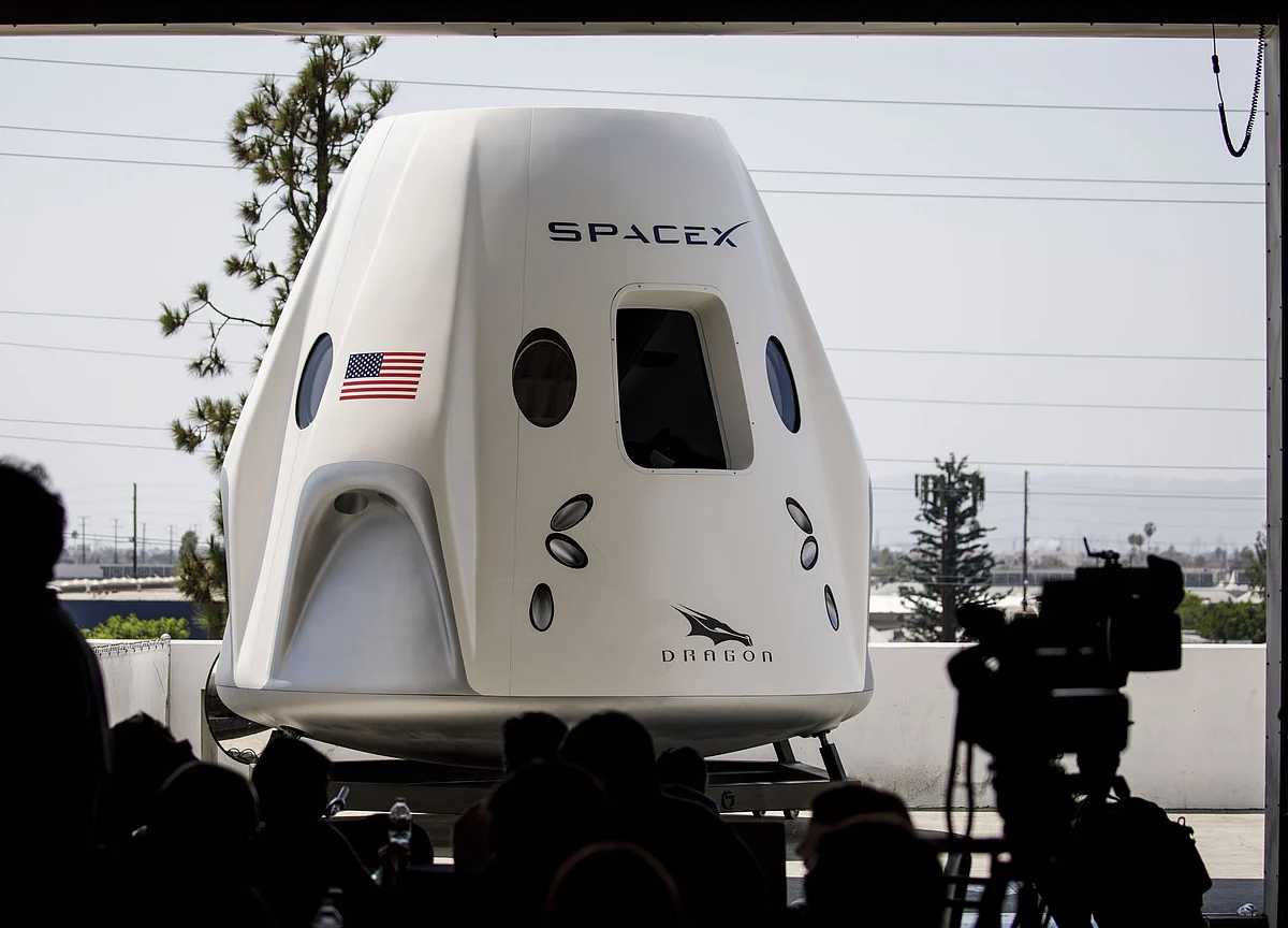 Musk’s SpaceX Plans All-Civilian Space Flight With Tech CEO
