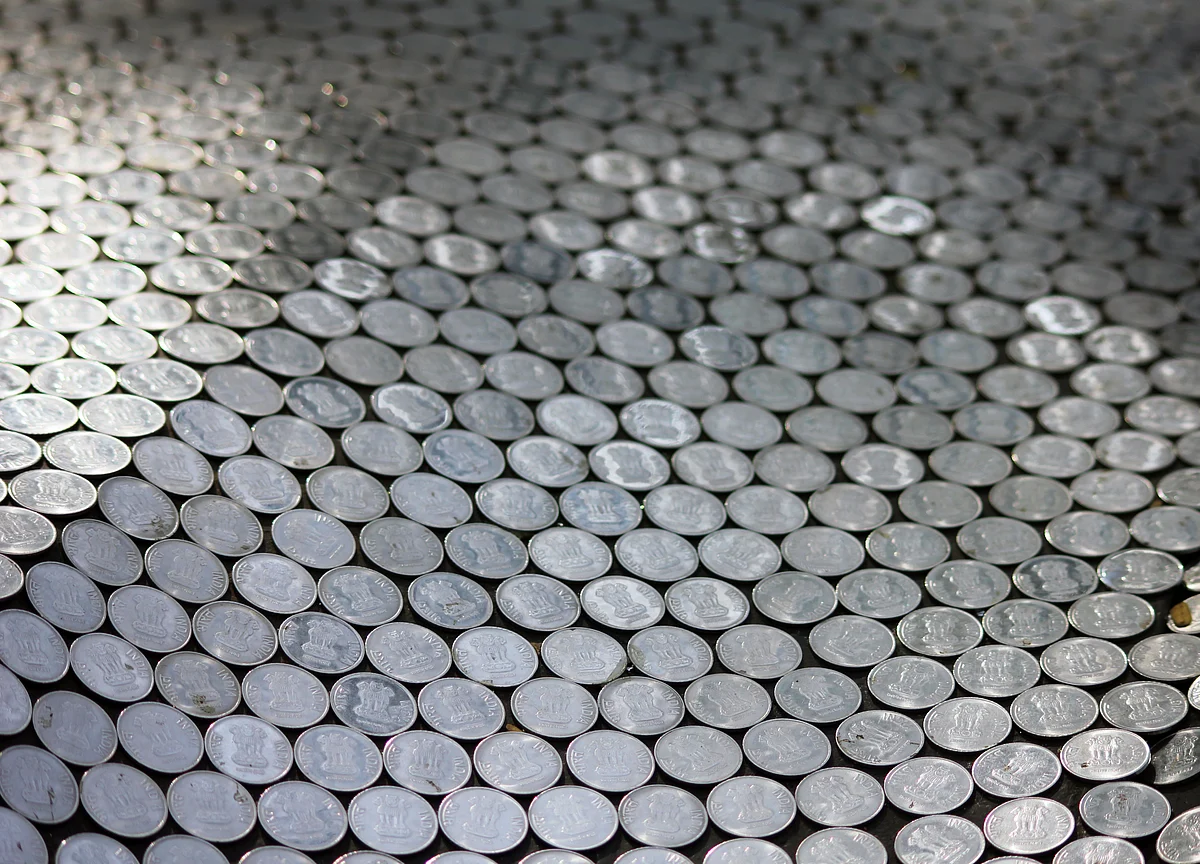 India Plans More Than $41 Billion in Bond Purchases