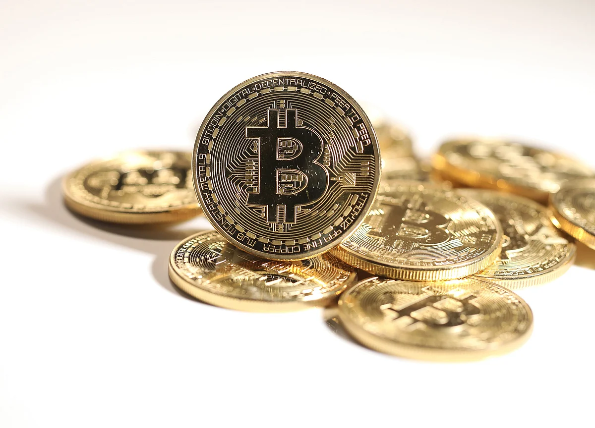 Bitcoin’s Tesla-Driven Rally Fizzles After Prices Hit $48,000