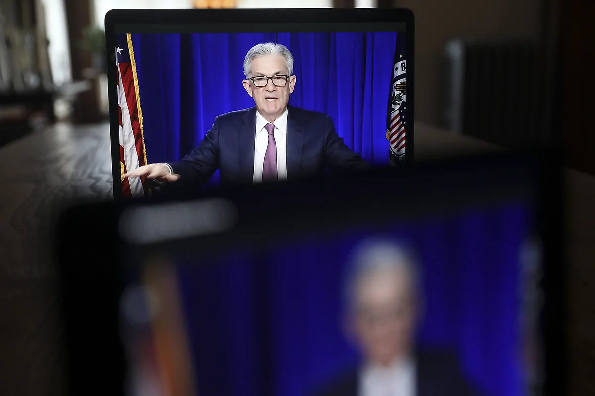 Powell Says Recovery Far From Complete, Fed Support to Continue