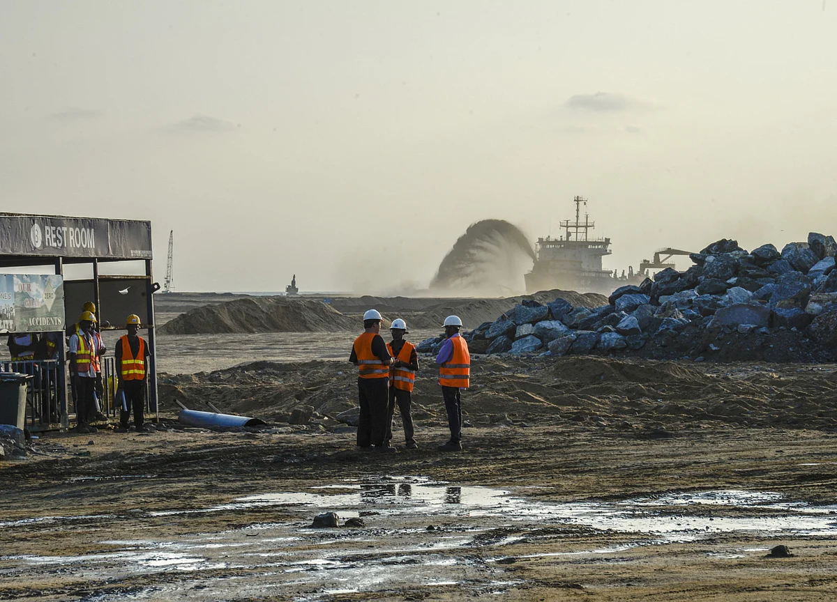 Dredging Corp. Plans Global Foray As Competition Grows in India