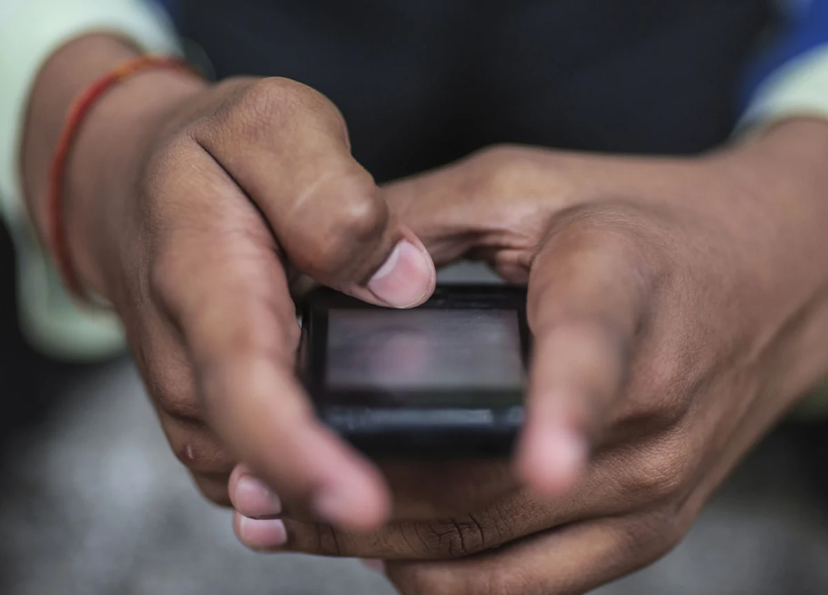 TRAI Urges RBI To Direct Banks To Comply With Norms On Bulk Messages