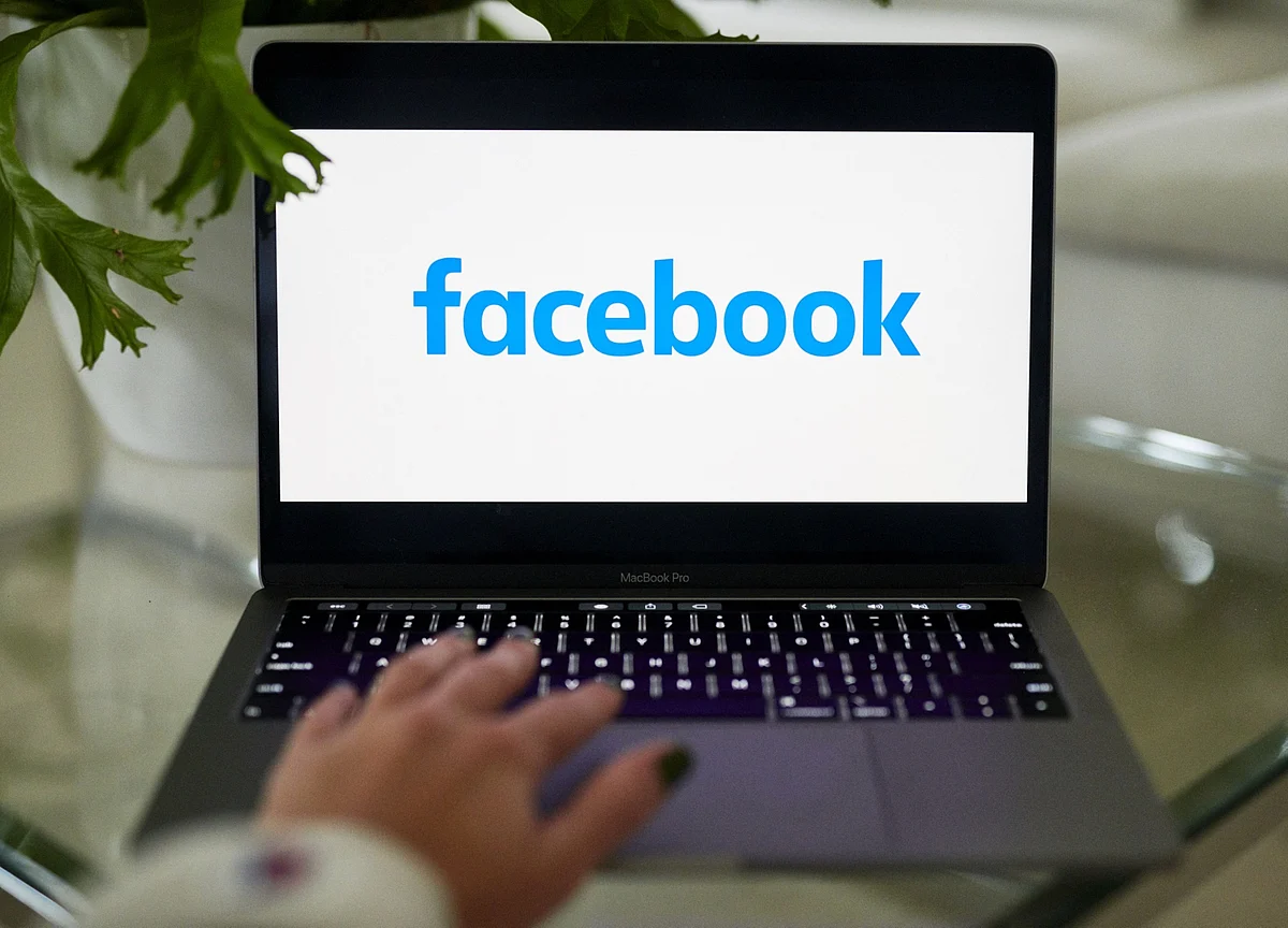 Facebook Says Chinese Hackers Tried to Trick Uyghurs