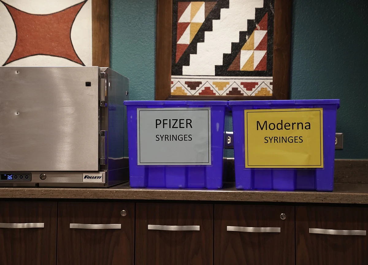 Pfizer, Moderna Vaccines Stop Infections in Real-World Study