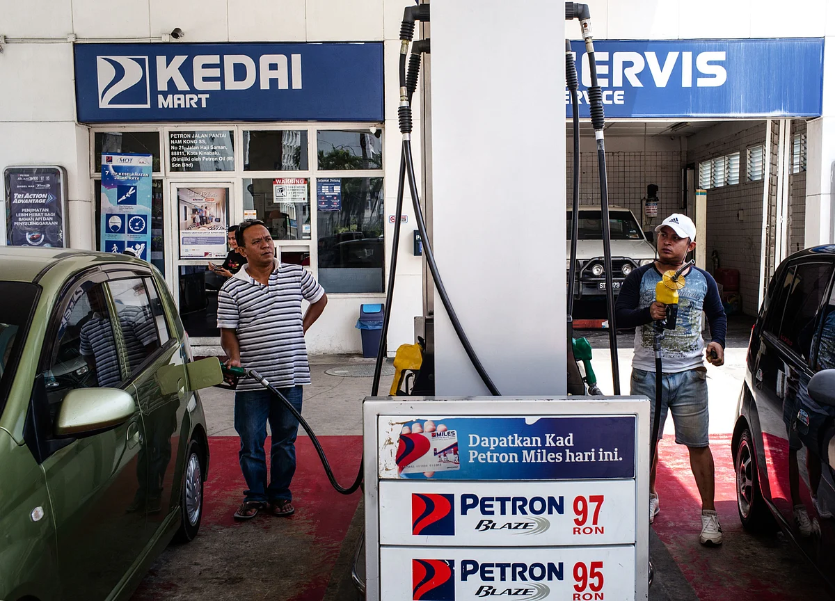 Tourism Lull From Thailand to Singapore Damping Oil Demand
