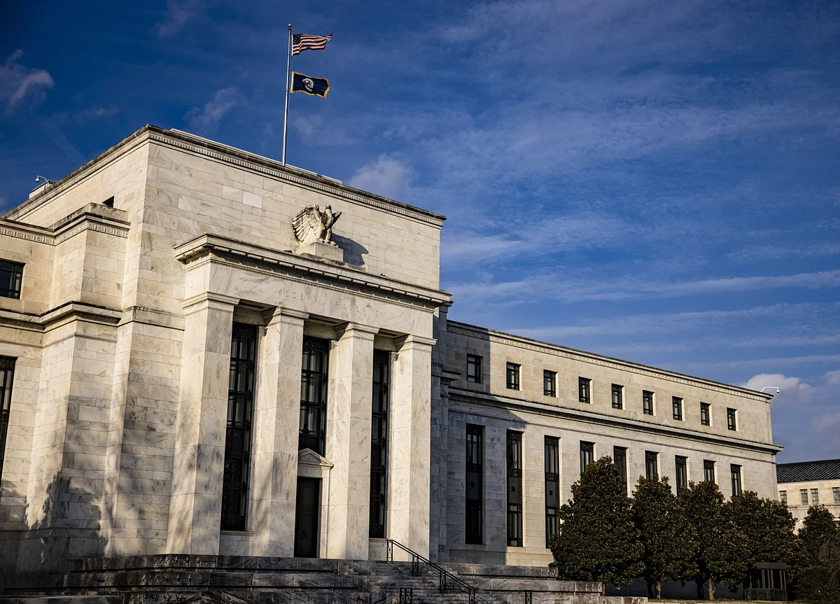 U.S. Fed Policy Review - Improved GDP Outlook; Sustained Accommodative Stance: CARE Ratings