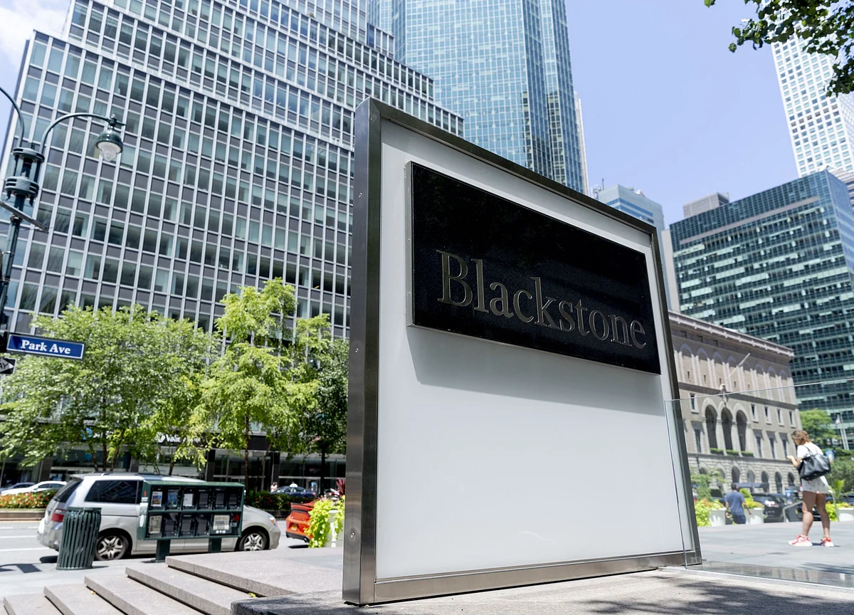 Blackstone in Talks to Buy Minority Stake in India’s Sify