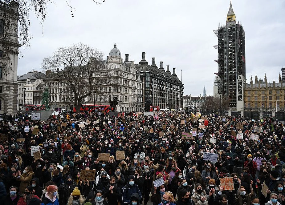 U.K.’s Johnson Moves to Defuse Anger Over Police Behavior
