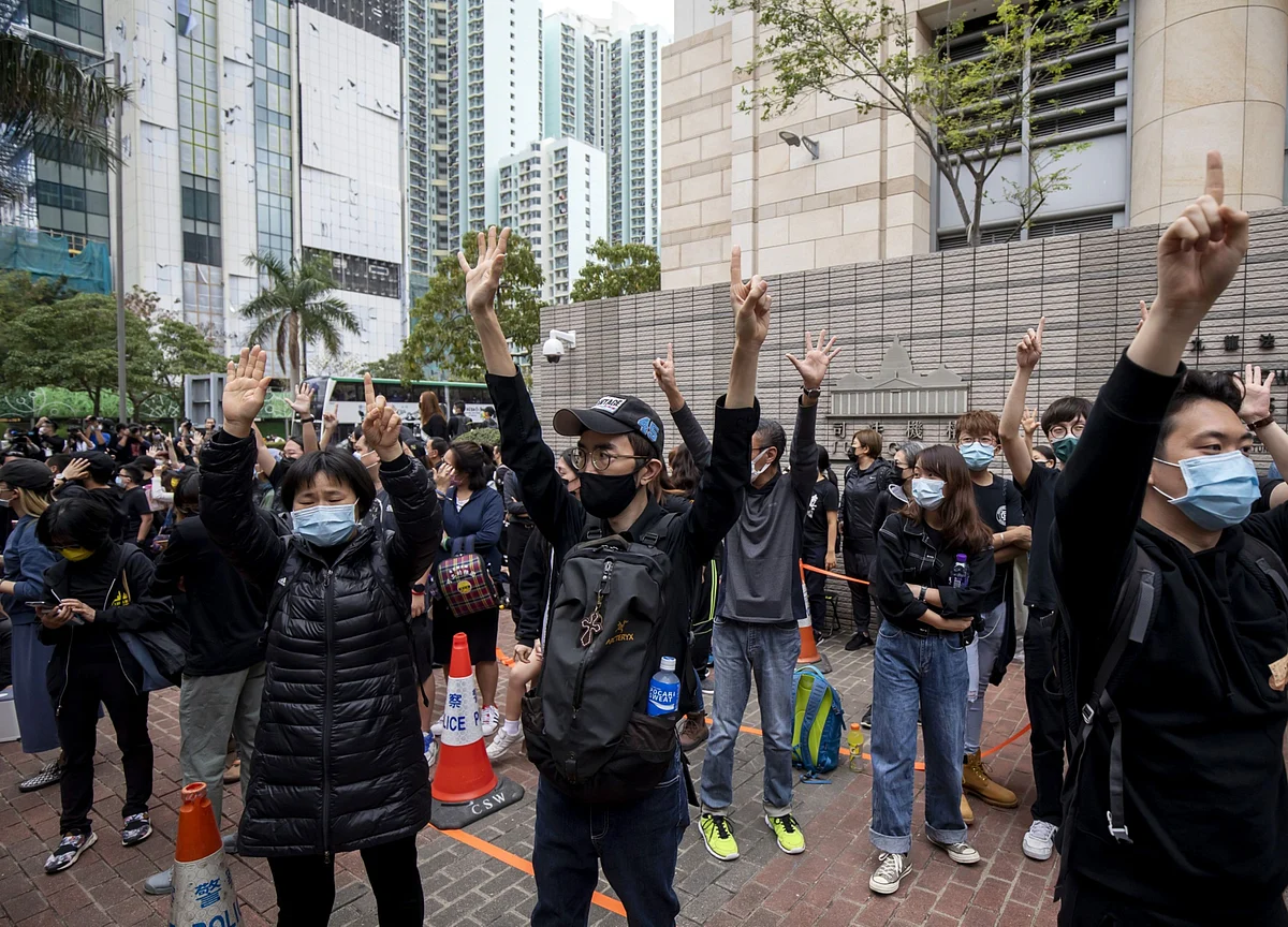 China Slams U.K., Says It Has No Right to Supervise Hong Kong