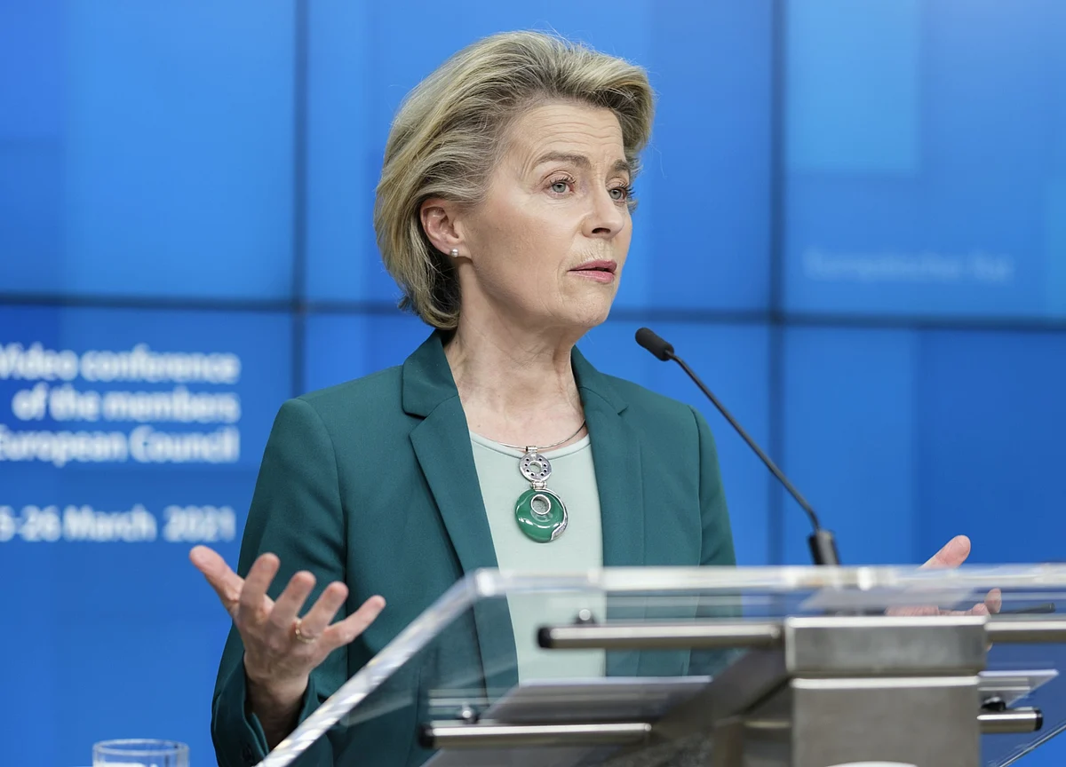 EU Cautiously Backs Vaccine Curbs That Invite Retaliation