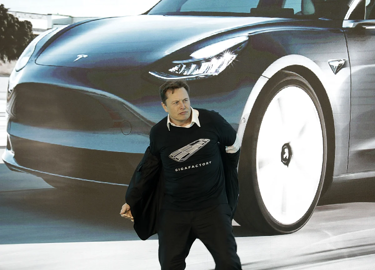 Musk Adds $25 Billion in One Day as Tech Rally Boosts Fortunes