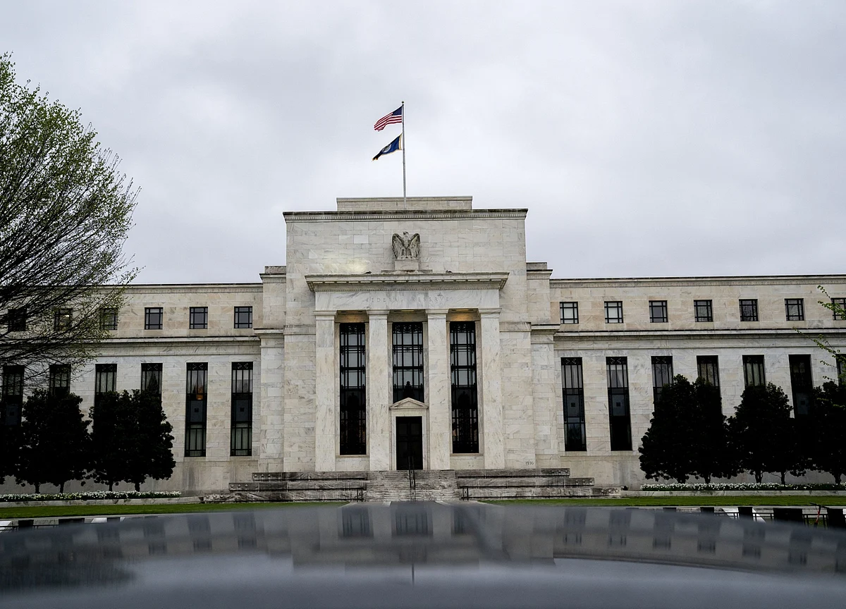Fed to Announce Bond Taper in Fourth Quarter, Economists Say