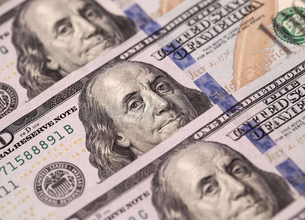 Banks Turn India’s Hot-Money Move Into Lucrative Currency Trade